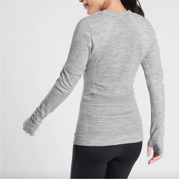Athleta Foresthill Ascent Long Sleeve Wool Blend Ruched Top Gray Size XS GUC - Picture 3 of 16